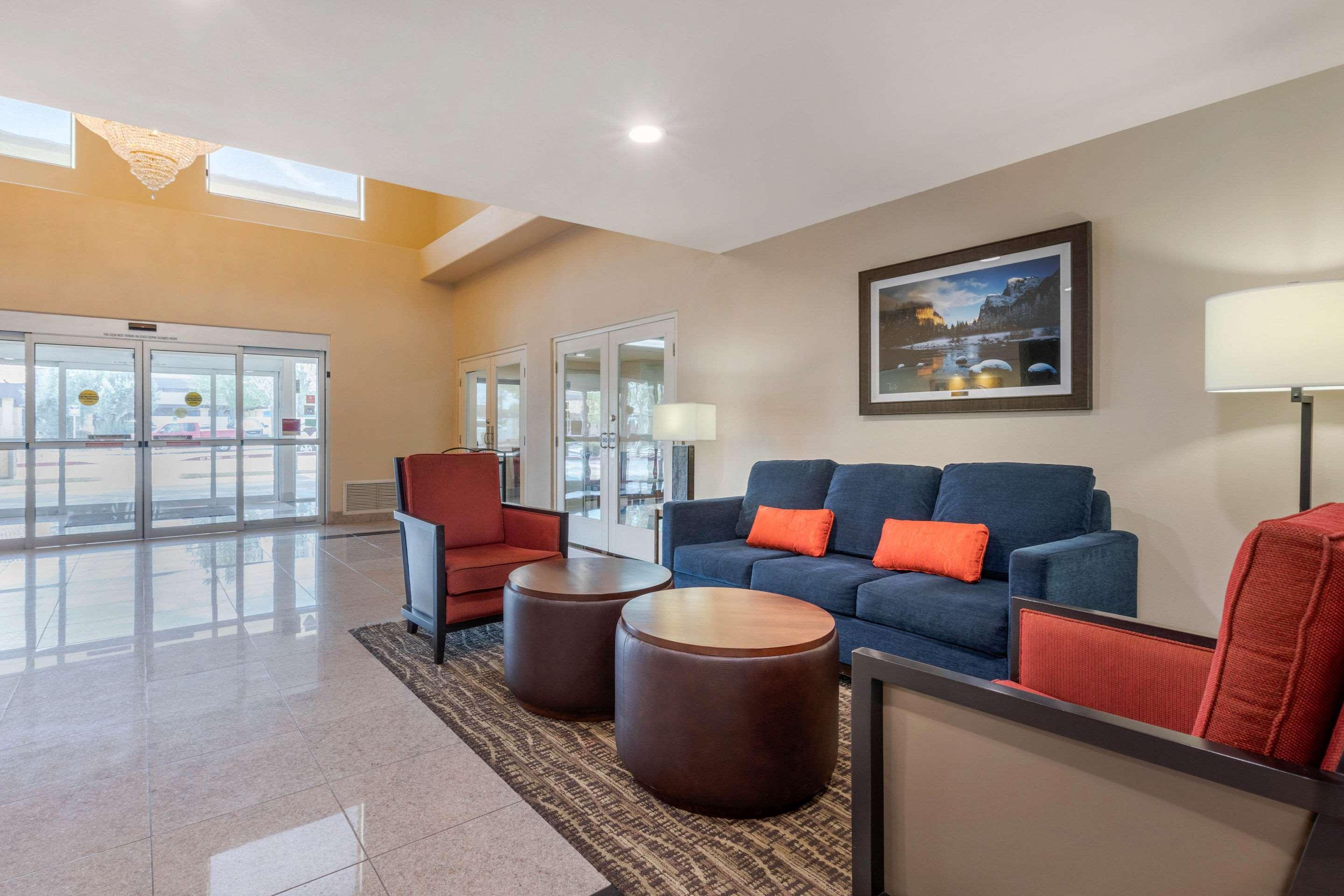 Comfort Suites Victorville-Hesperia Exterior foto